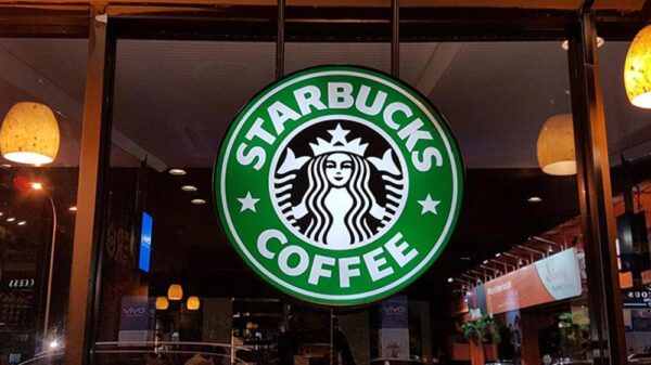 Starbucks Shares Slide Amid Continued Sales Slump