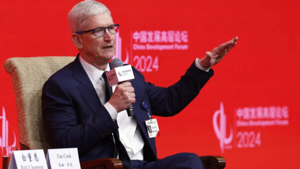 Tim Cook’s China Visit: Strengthening Apple Intelligence Amidst Competition