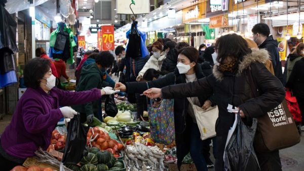 South Korea’s Inflation Inches Higher Amid Weak Won and Slowing Exports