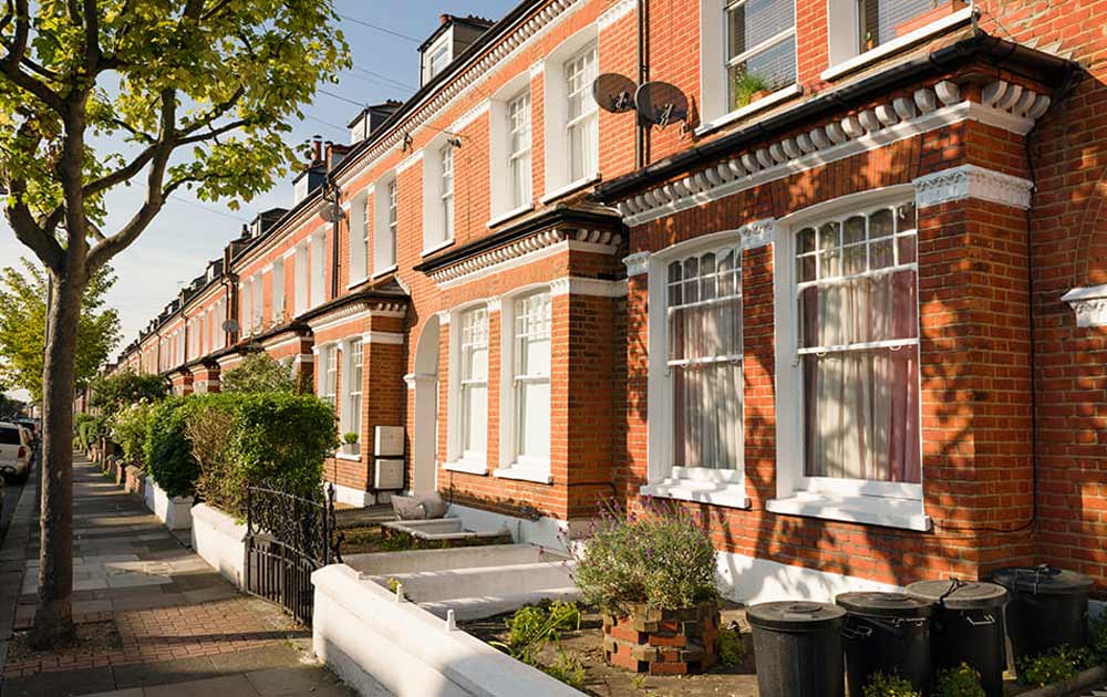 Nationwide: UK Property Market Shows Strength with Sharp November Price Increase