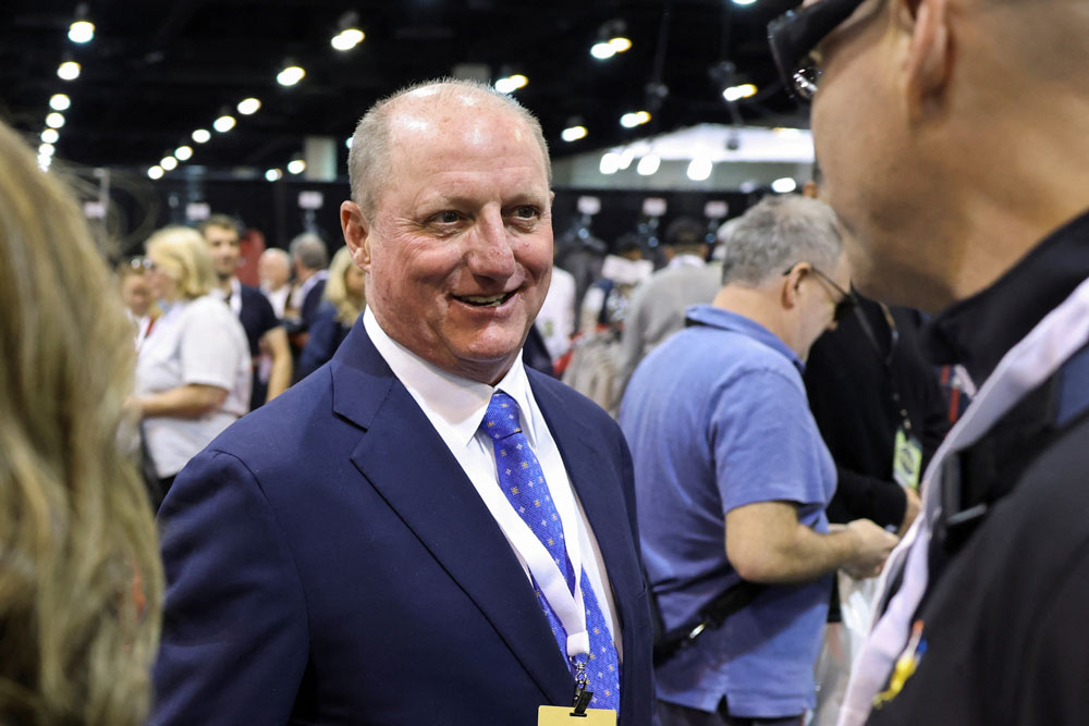 Who is Greg Abel ? The Future CEO of Warren Buffett’s Legacy