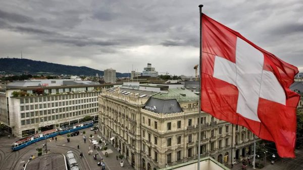 Deflation Concerns Push Swiss National Bank to Zero Interest Rates