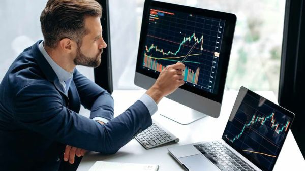 Tariff Shocks Drive Global FX Market to $9.5 Trillion Peak