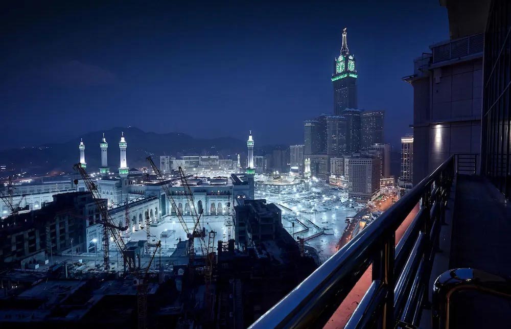 استثمار ملياري ريال لتشييد 4 فنادق عالمية في مكة ضمن مشروع تلال تاورز