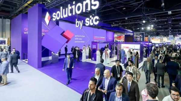 سلوشنز ترفع رأس مالها 100% .. خطوة استراتيجية أم رسالة ثقة للمساهمين؟